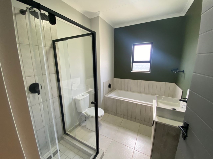 3 Bedroom Property for Sale in Waterval East North West